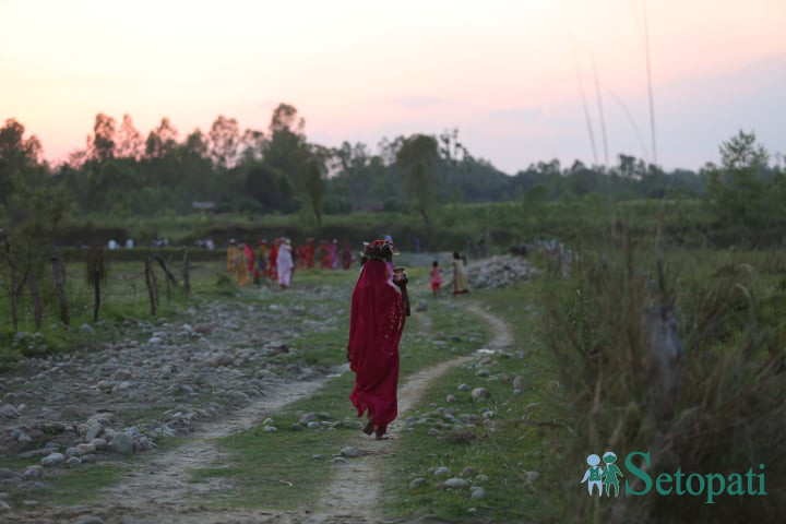 https://raracms.setopati.com/uploads/shares/2020/00/Baishak poornima/purnima (1).jpg